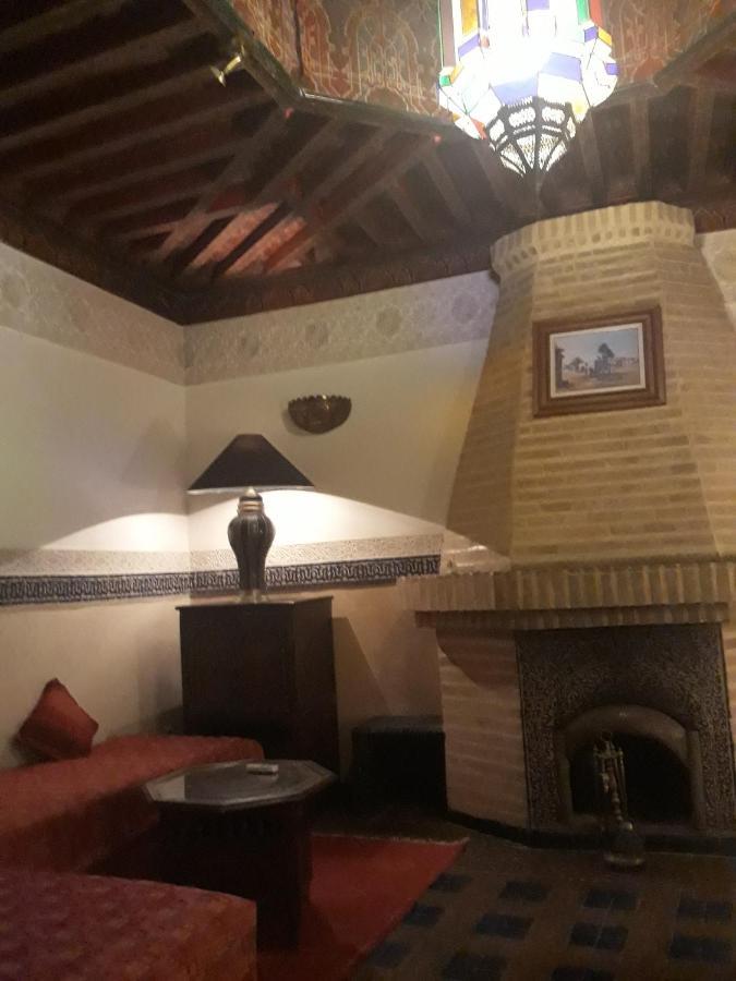 Dar Al Kounouz Couette-café